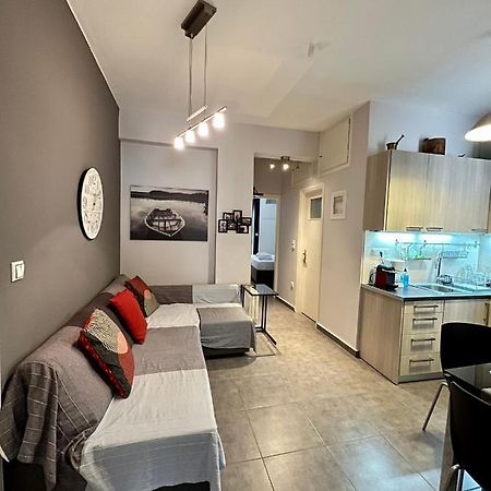 Central Kalamata Cozy Apartment المظهر الخارجي الصورة