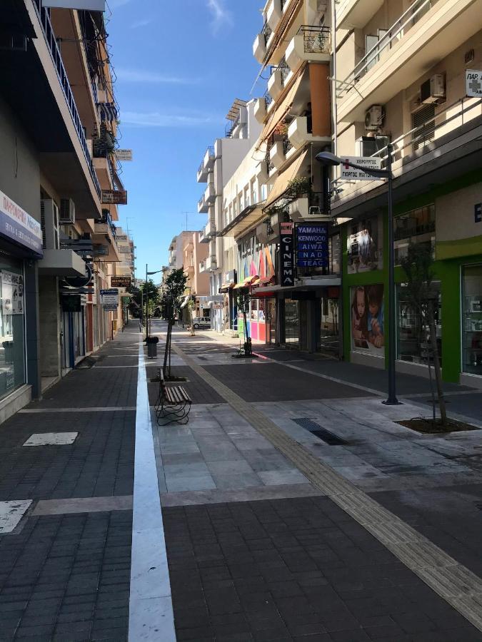 Central Kalamata Cozy Apartment المظهر الخارجي الصورة