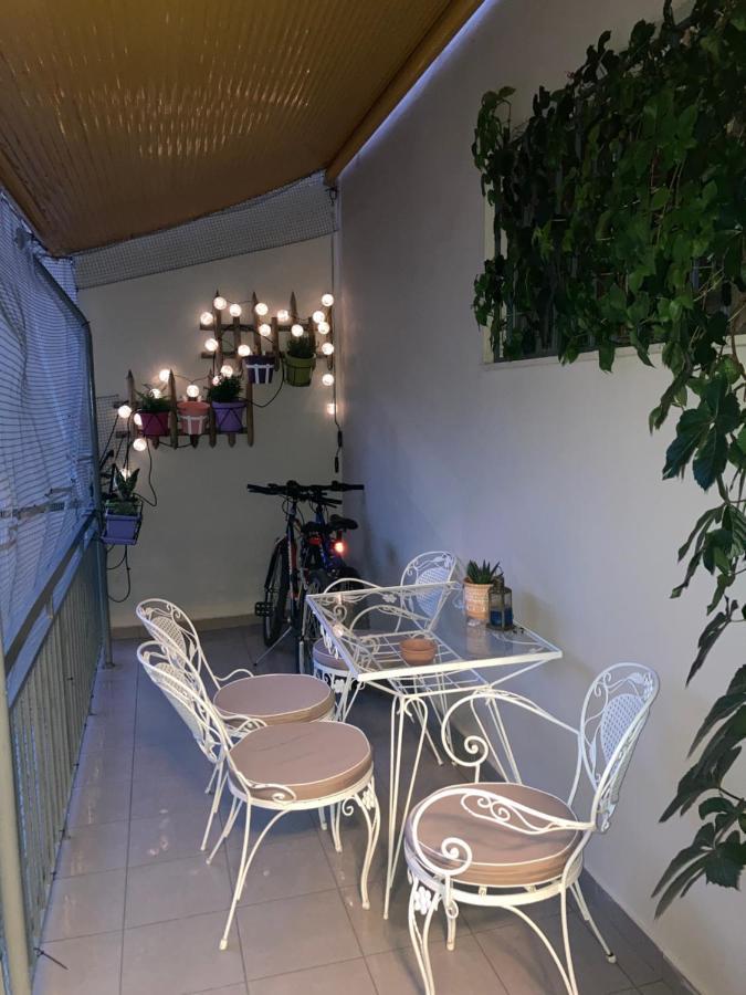 Central Kalamata Cozy Apartment المظهر الخارجي الصورة