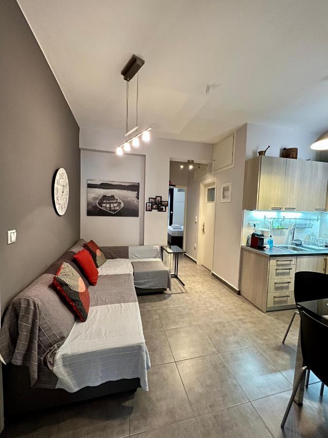 Central Kalamata Cozy Apartment المظهر الخارجي الصورة